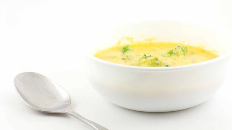 low carb cheese broccoli soup