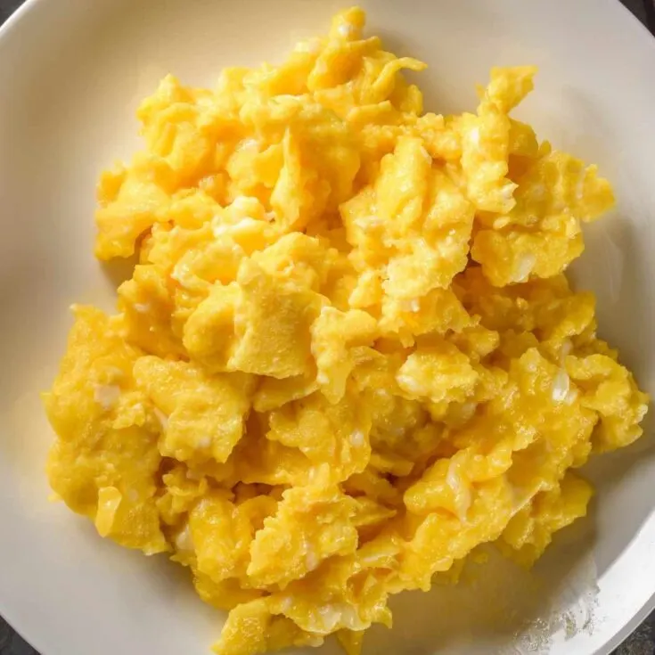 Ricotta Scrambled Eggs - Keto 3 Net Carb Breakfast Recipe 1