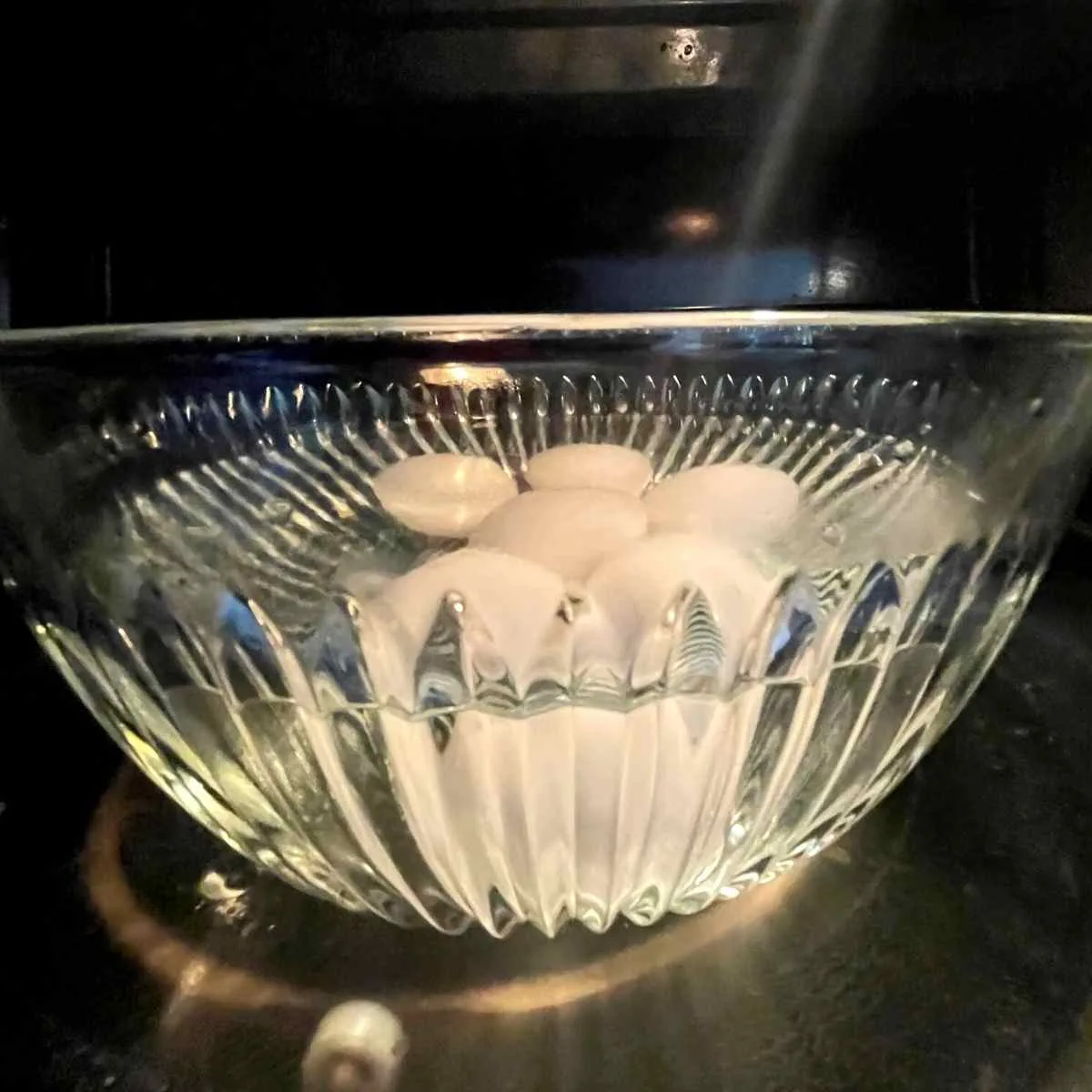 How To Microwave Soft Boiled Eggs in 6 Minutes - Super Easy! 3 how to make soft boiled eggs in microwave