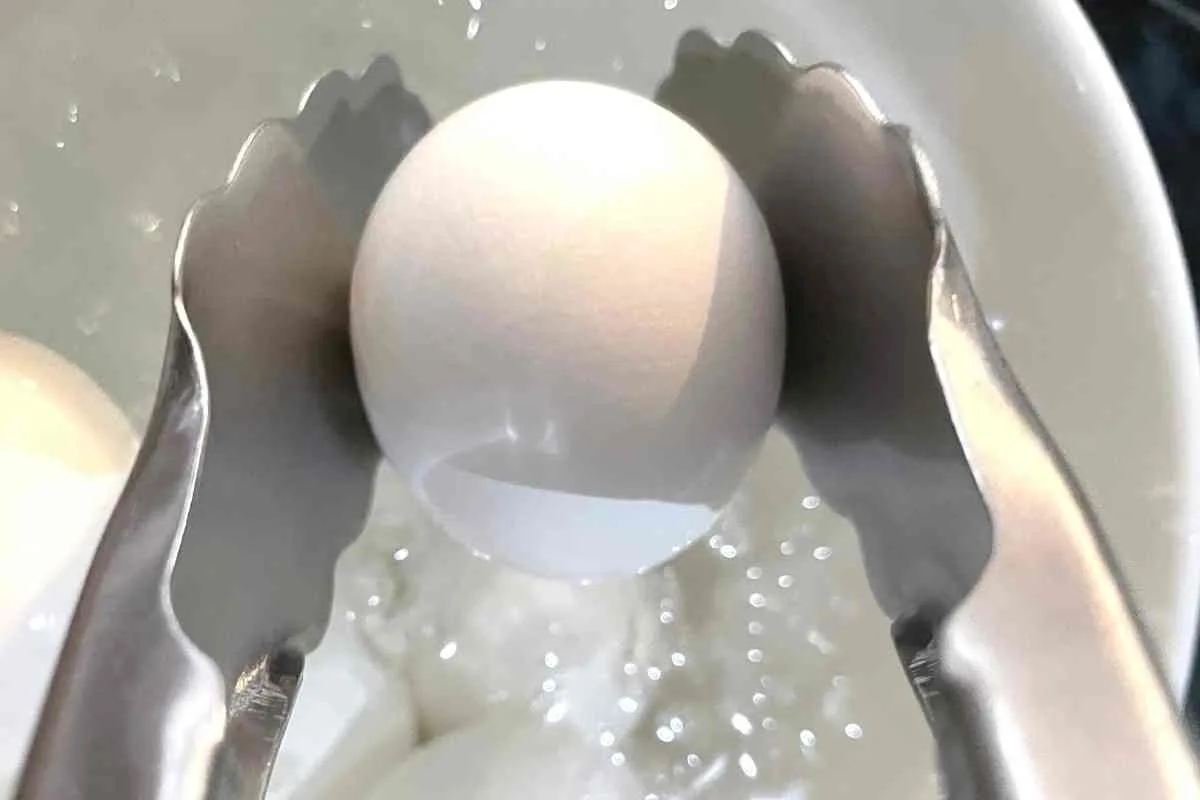 Microwave Hard Boiled Eggs in 5 Easy Steps! 7 tongs hard boiled eggs ice bath