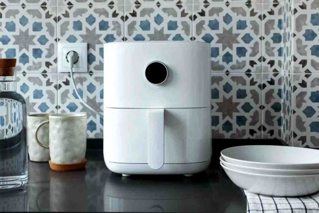 Where to Put Air Fryer in Kitchen: 7 Helpful Ideas and Tips 3 air fryer on counter