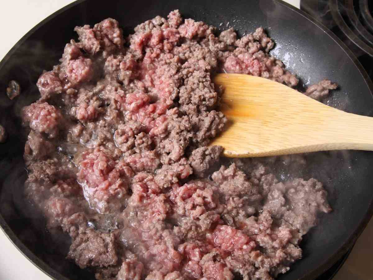 ground beef cooking to make keto dog food